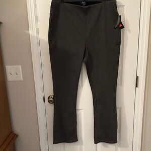 Signature women’s Dark Gray Chinos